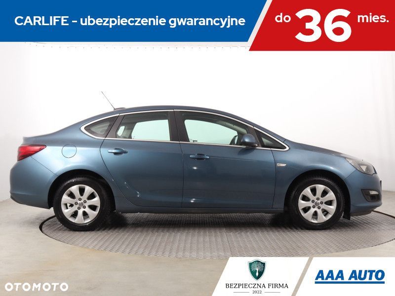 Opel Astra - 8