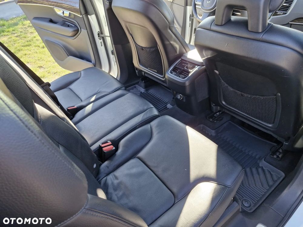 Volvo XC 90 T6 AWD Momentum 7os - 13