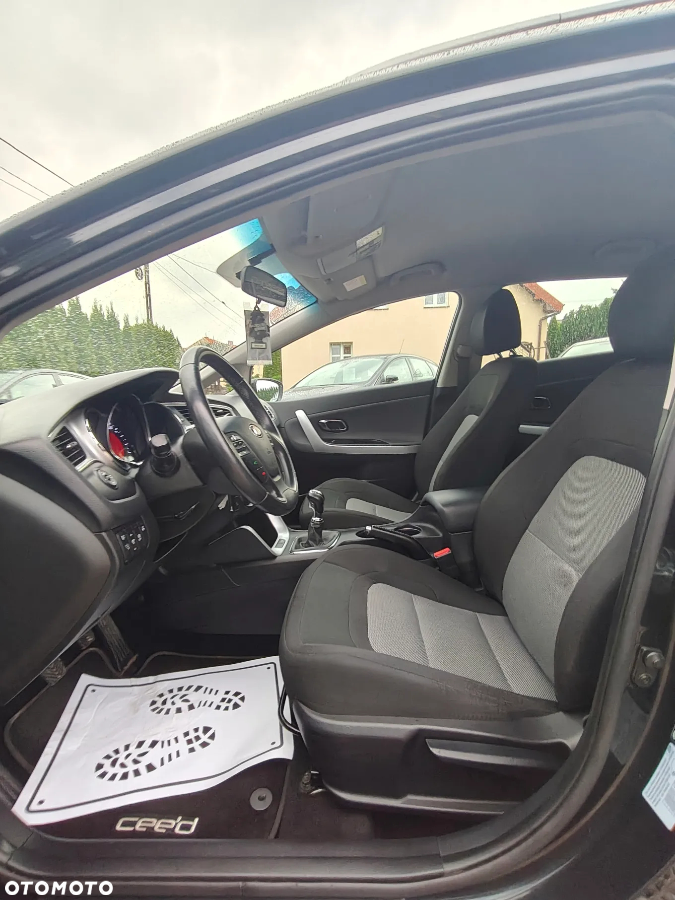 Kia Ceed 1.6 CRDi 136 ISG Dream Team Edition - 13