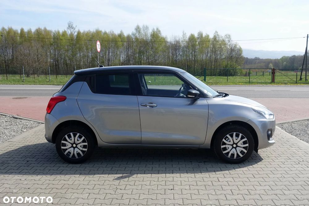 Suzuki Swift 1.2 Dualjet Hybrid Allgrip Comfort - 4