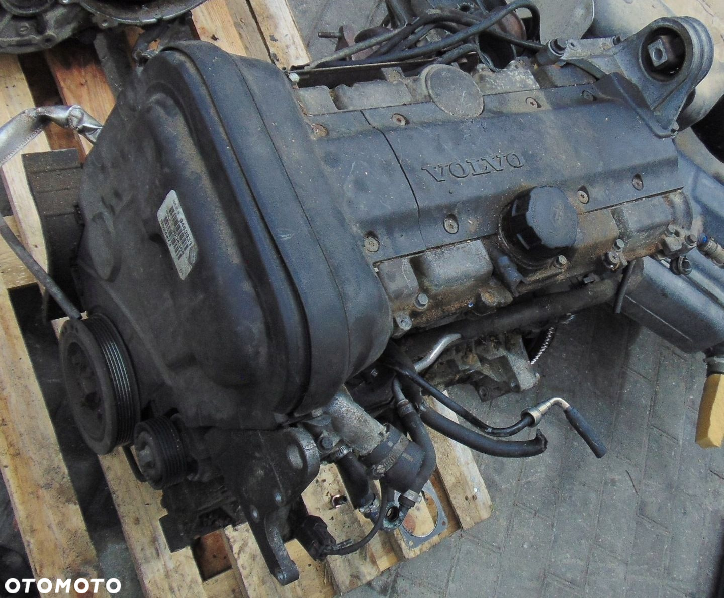 SILNIK VOLVO V70 II 2000r- 2.4 TURBO BENZYNA B5244T3 EUROPA - 2