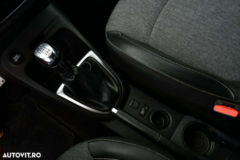 Renault Captur - 23