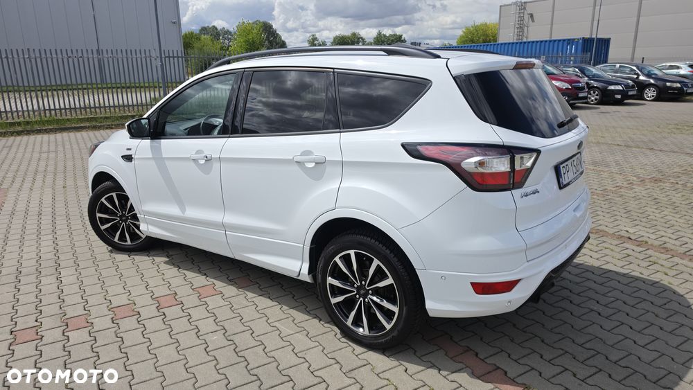 Ford Kuga 1.5 EcoBoost 2x4 ST-Line - 10