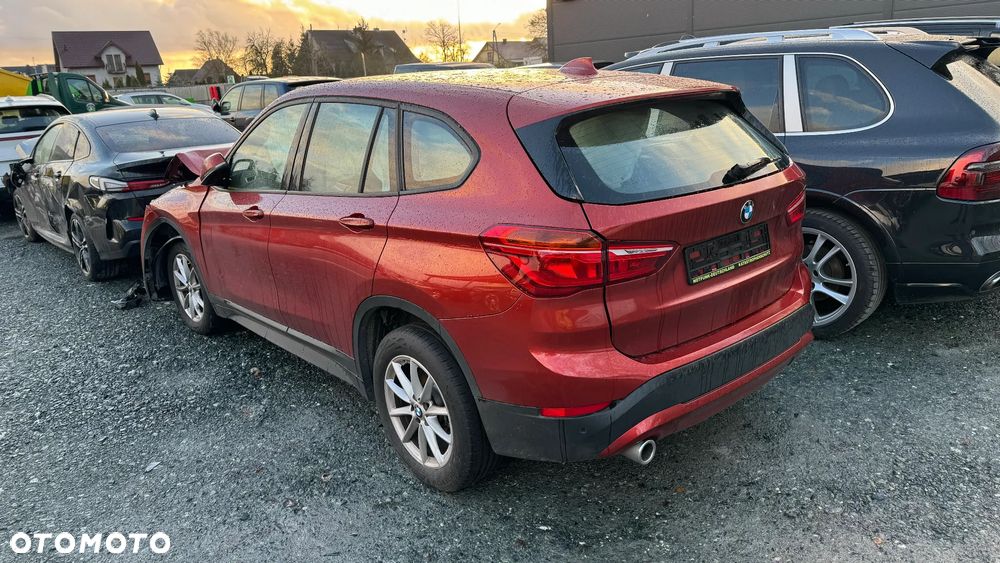 BMW X1 sDrive18i Advantage - 2