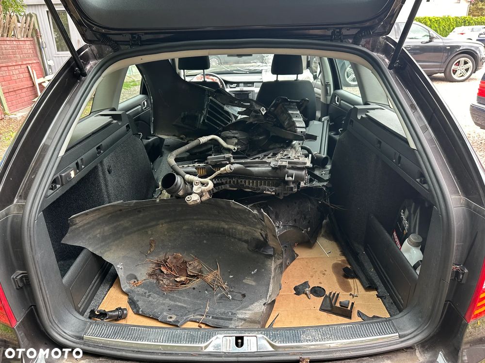 Skoda Superb 2.0 TDI 4x4 Ambition - 22