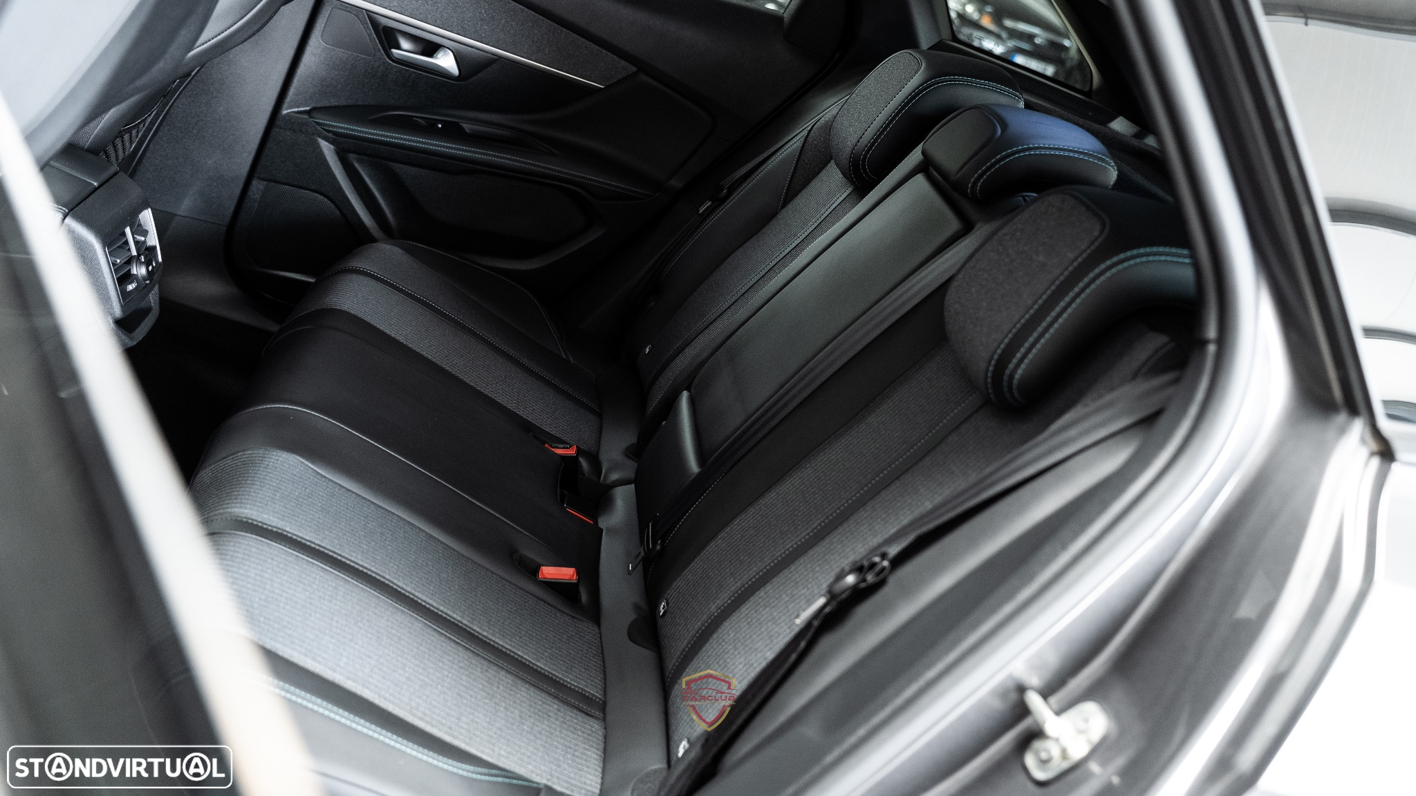 Peugeot 3008 1.5 BlueHDi Allure Pack - 29