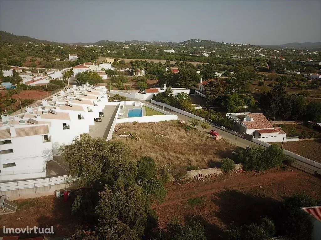 Terreno urbano para moradia V4 em São Brás de Alportel, Algarve - Grande imagem: 3/12