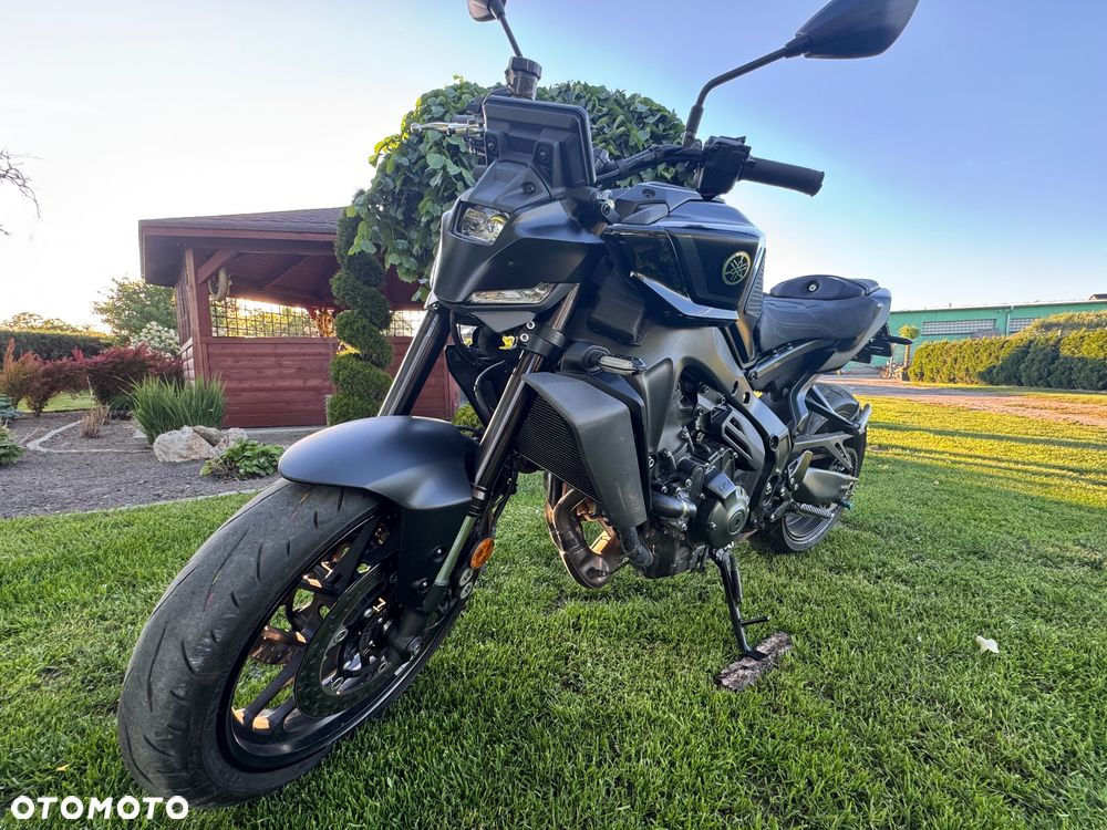 Yamaha MT - 12