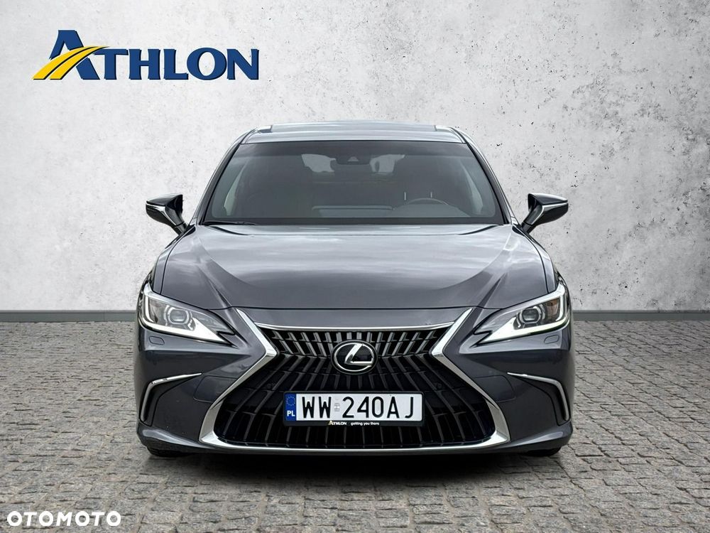 Lexus ES 300h Business Edition - 8