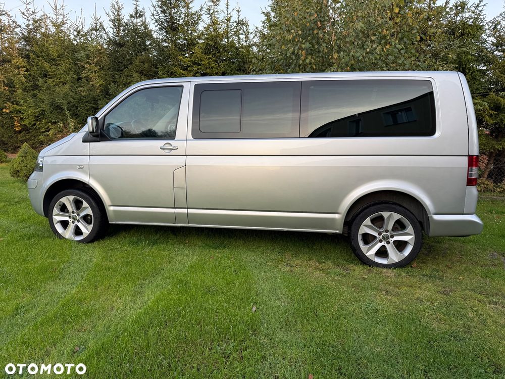 Volkswagen Caravelle - 26