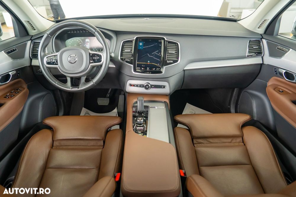 Volvo XC 90 B5 D AWD Geartronic Momentum Pro - 17