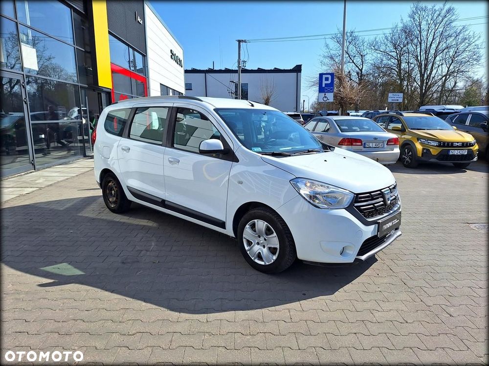Dacia Lodgy 1.6 SCe Laureate S&S - 3