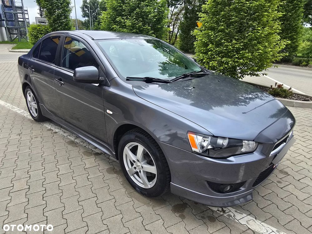 Mitsubishi Lancer 1.8 Intense - 4