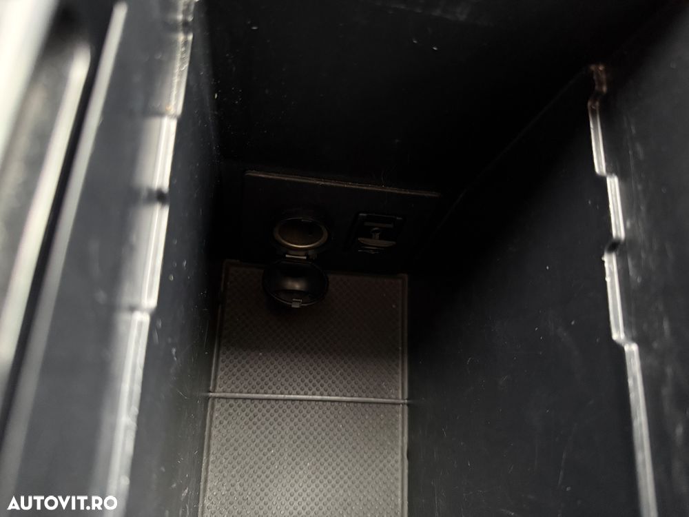 Toyota Avensis 1.8 Multidrive S Edition (2014) - 15