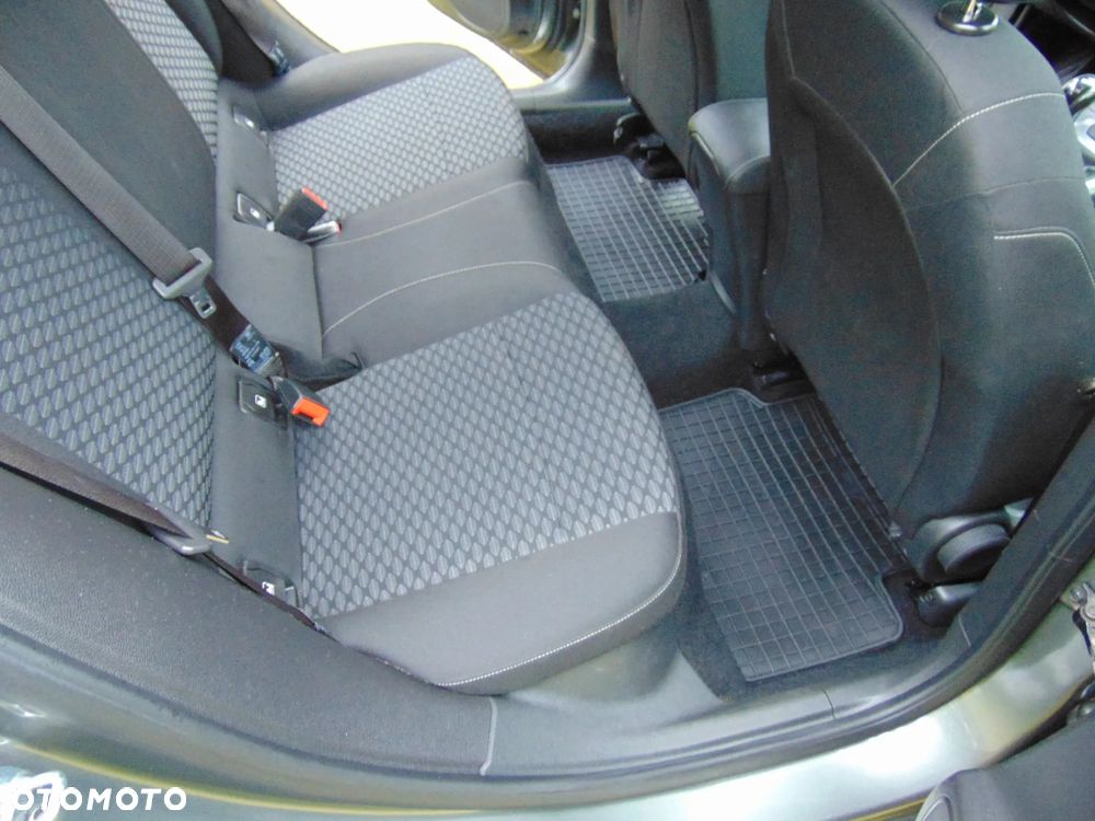 Opel Astra 1.4 Turbo Innovation - 25