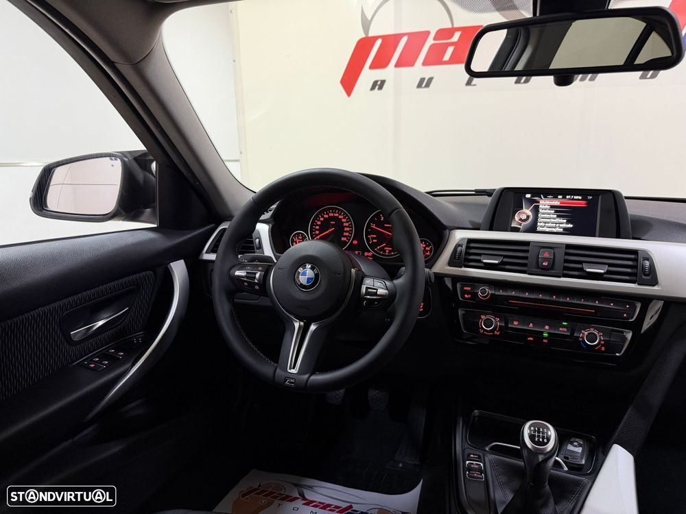 BMW 316 d Line Sport - 48