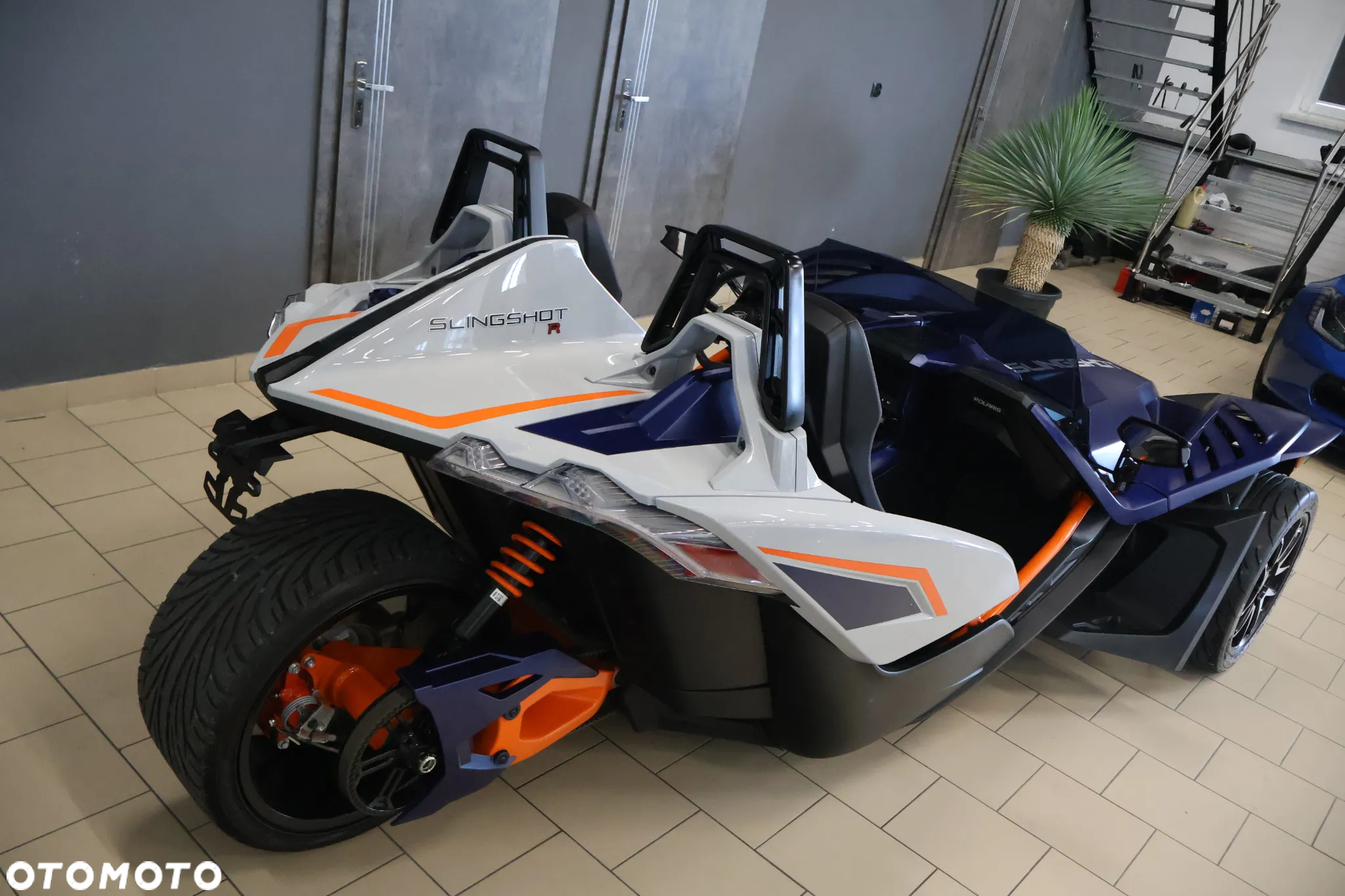 Polaris Inny - 17