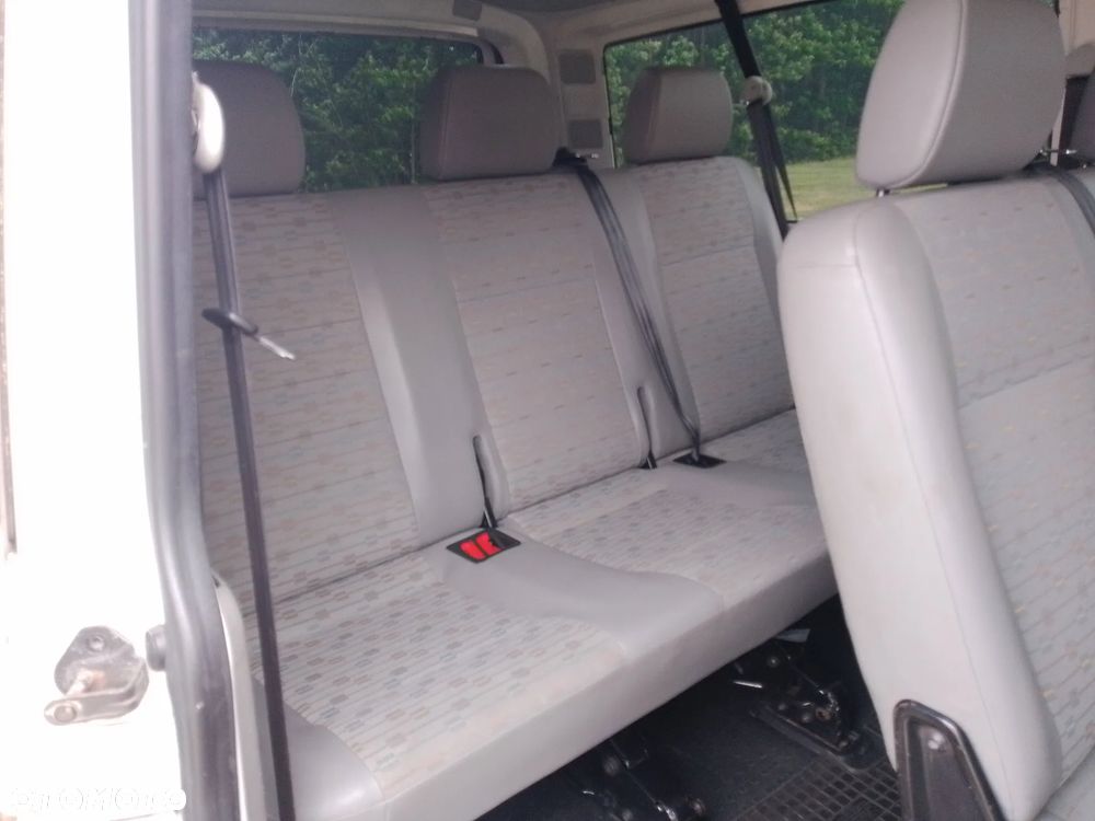 Volkswagen Transporter L2H1 - 18