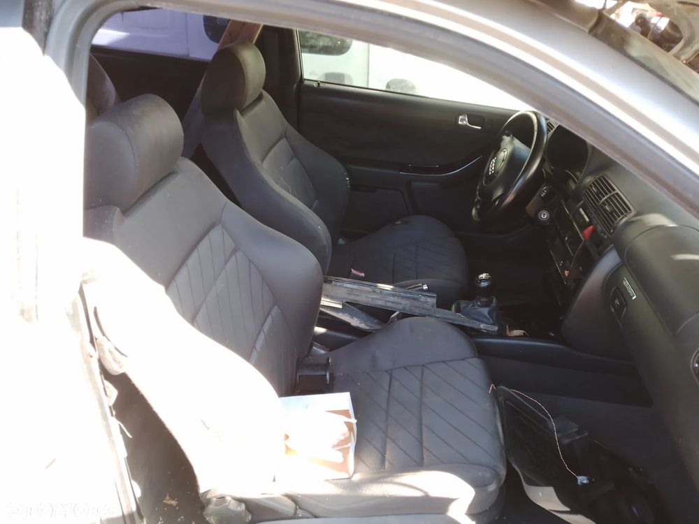 AUDI S3 8L 01-03 1.8T APY  FOTEL PRAWY LEWY KANAPA - 1