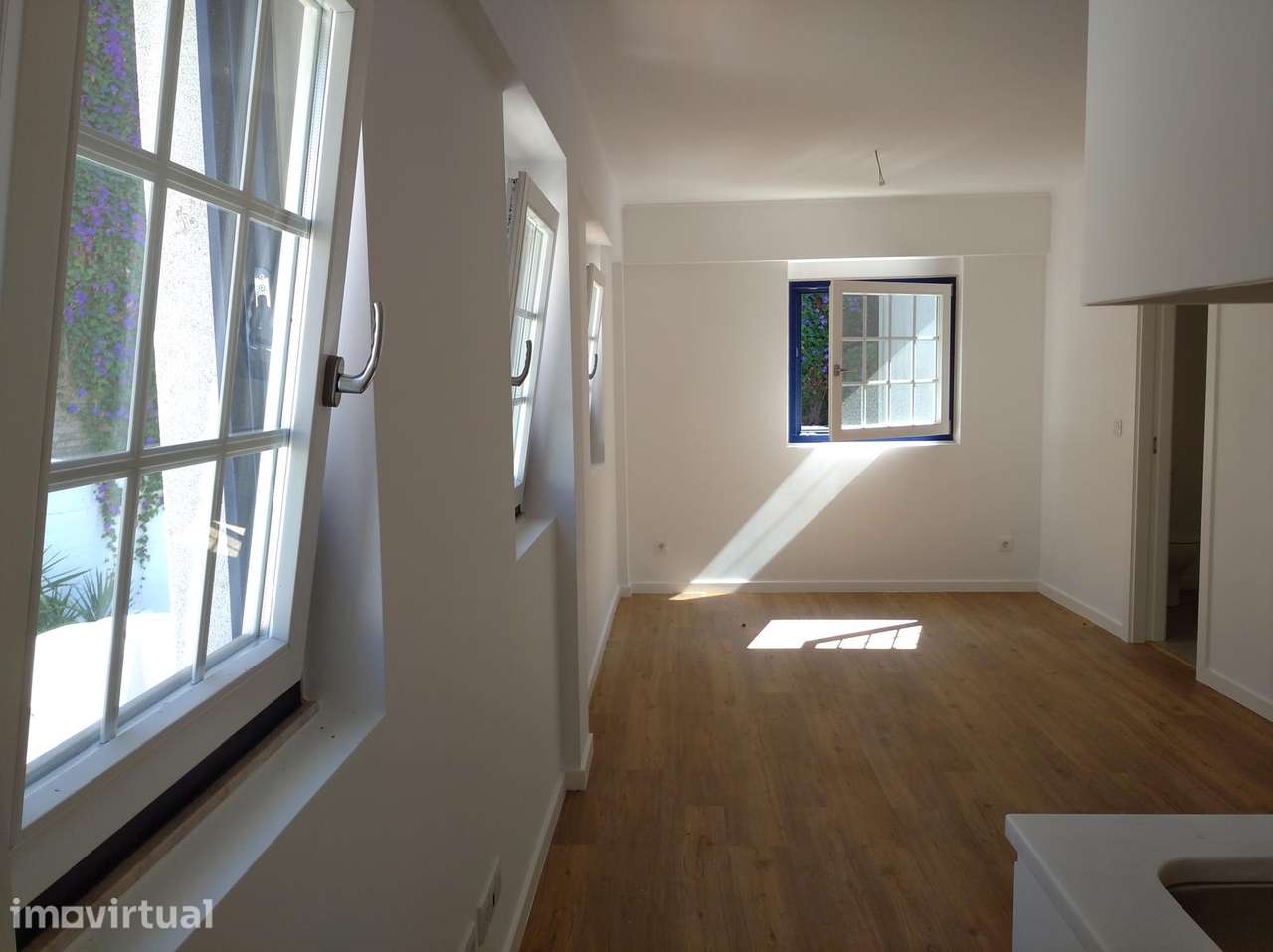 APARTAMENTO T0 NA RUA POSSIDÓNIO DA SILVA - Grande imagem: 5/14