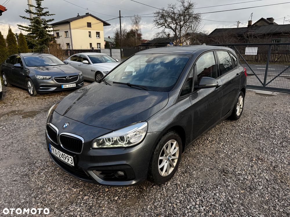 BMW Seria 2 218d - 15