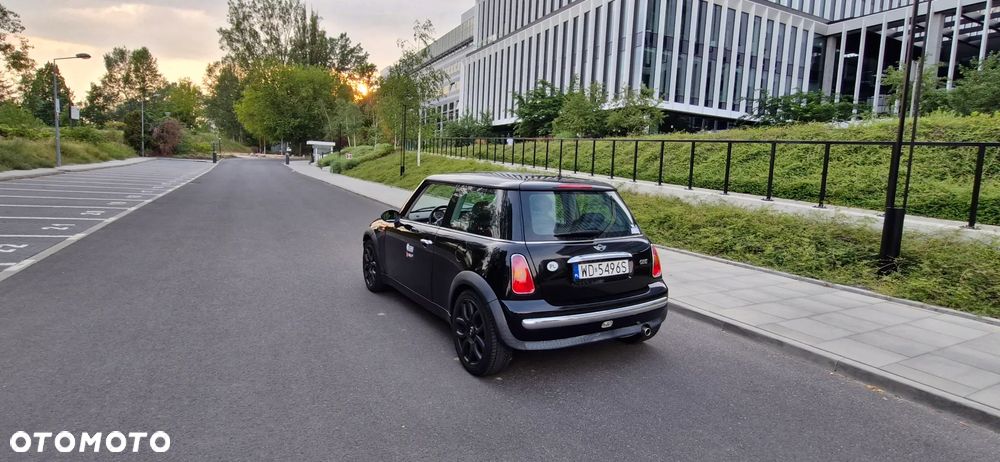 MINI ONE Standard - 6
