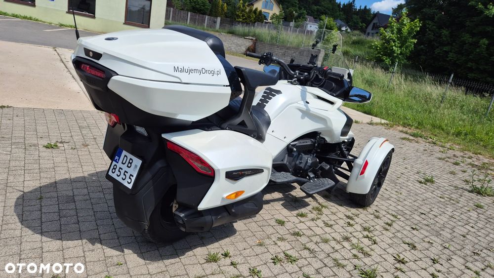 Can-Am Spyder - 7