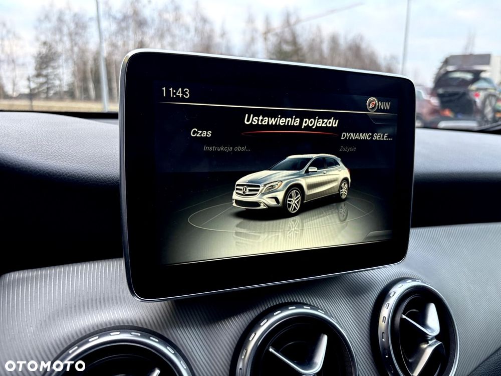 Mercedes-Benz GLA 250 4-Matic - 9