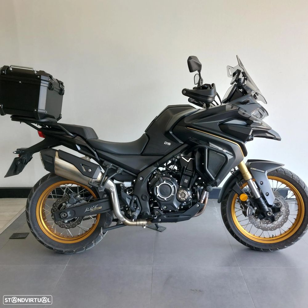 Voge 525DSX - 1