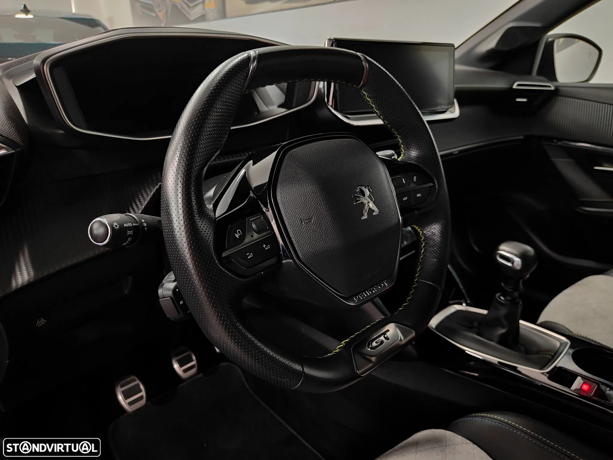 Peugeot 208 1.2 PureTech GT Line - 46