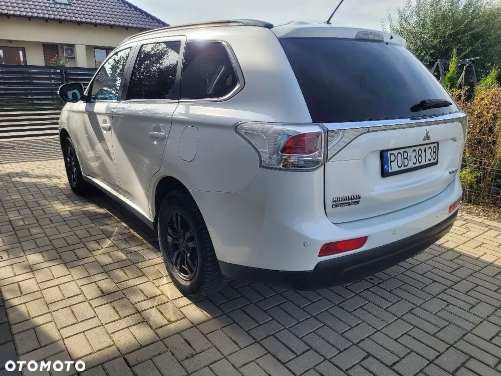 Mitsubishi Outlander 2.0 Intense + CVT - 4