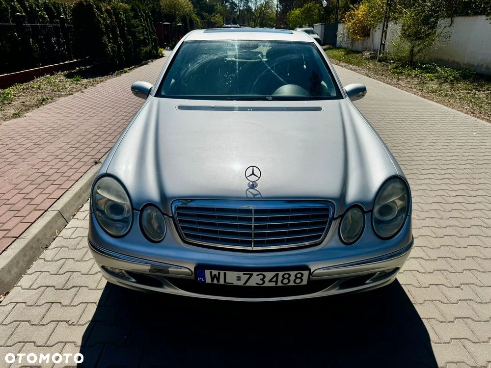 Mercedes-Benz Klasa E 350 4-Matic Elegance - 17