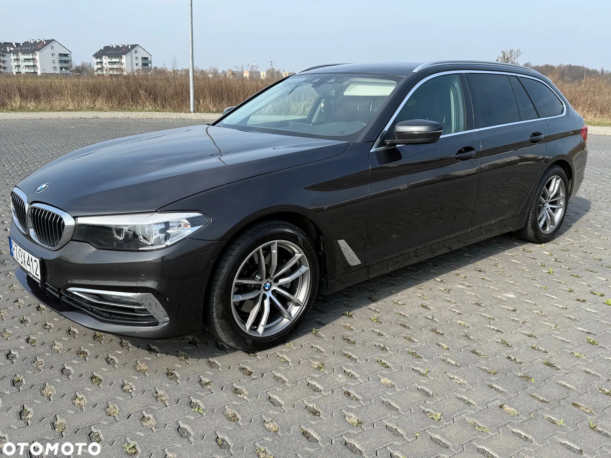 BMW Seria 5 520d Touring - 1