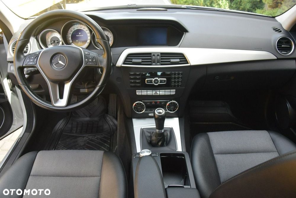 Mercedes-Benz Klasa C - 28