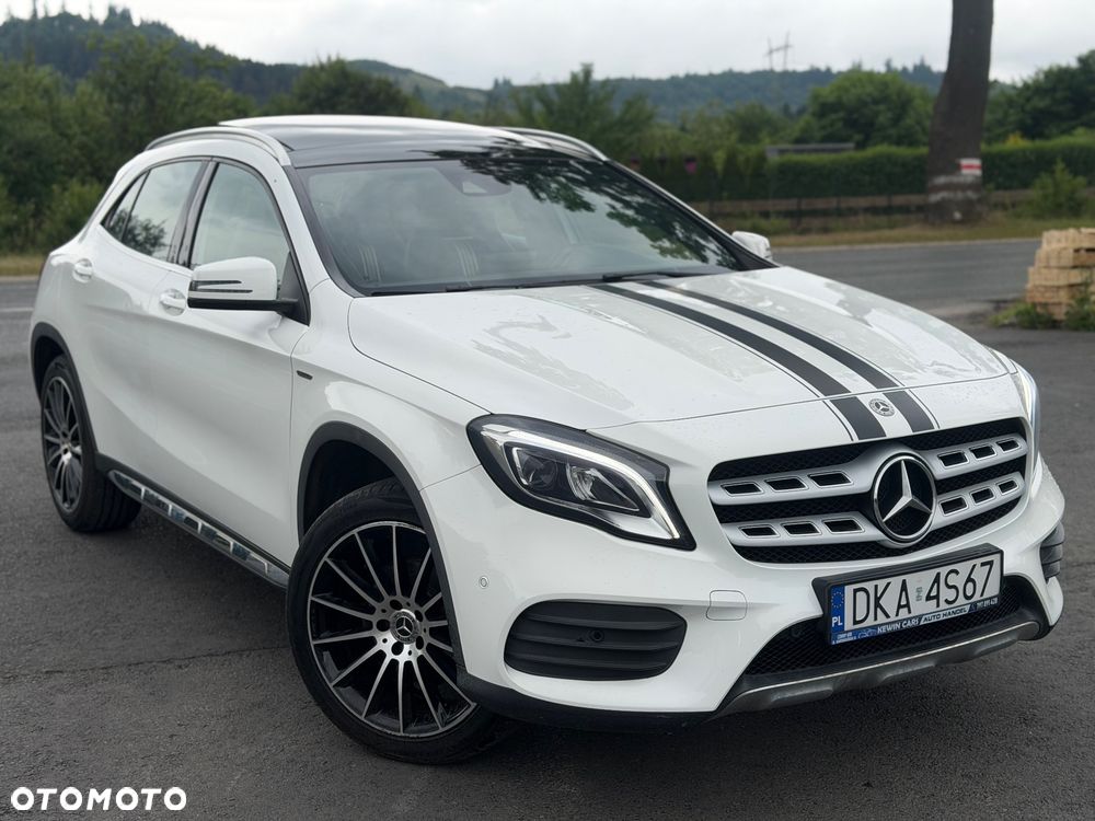 Mercedes-Benz GLA 200 7G-DCT Edition 1 - 4