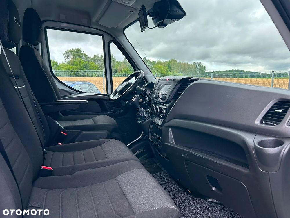 Iveco Daily 50C18 35C18 Hi-Matic 3.0 HPI Kontener 11 palet + winda 750kg **Climatronic**Serwis**Sprowadzony**2022R** - 13