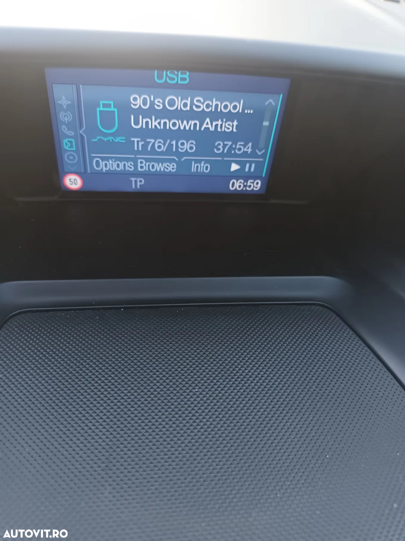 Ford Kuga 2.0 TDCi 2WD Trend - 6