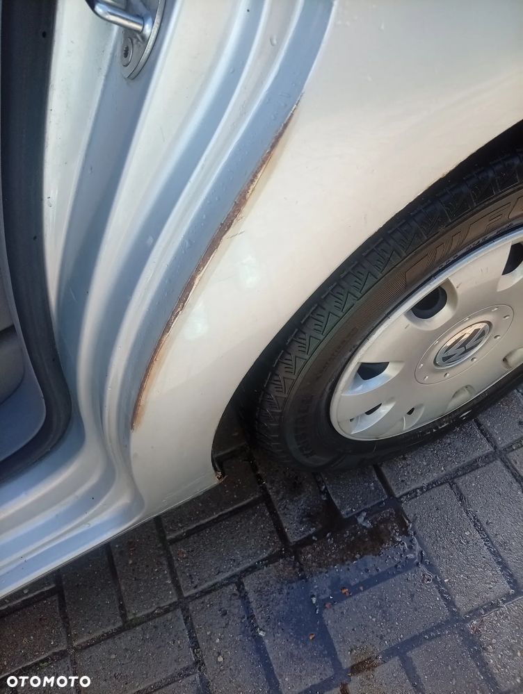 Volkswagen Touran - 7