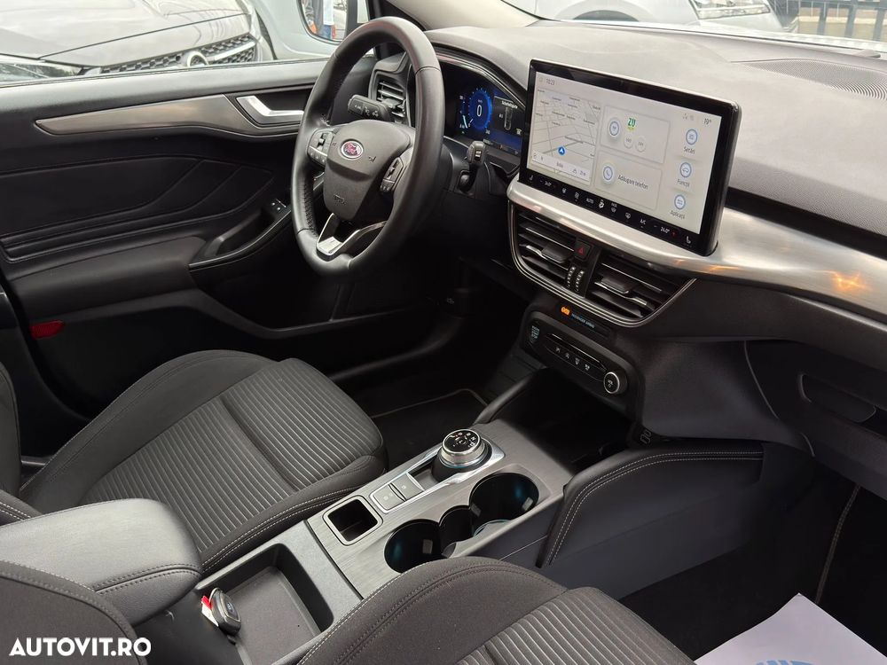 Ford Focus 1.5 EcoBlue Start-Stopp-System Aut. TITANIUM - 11