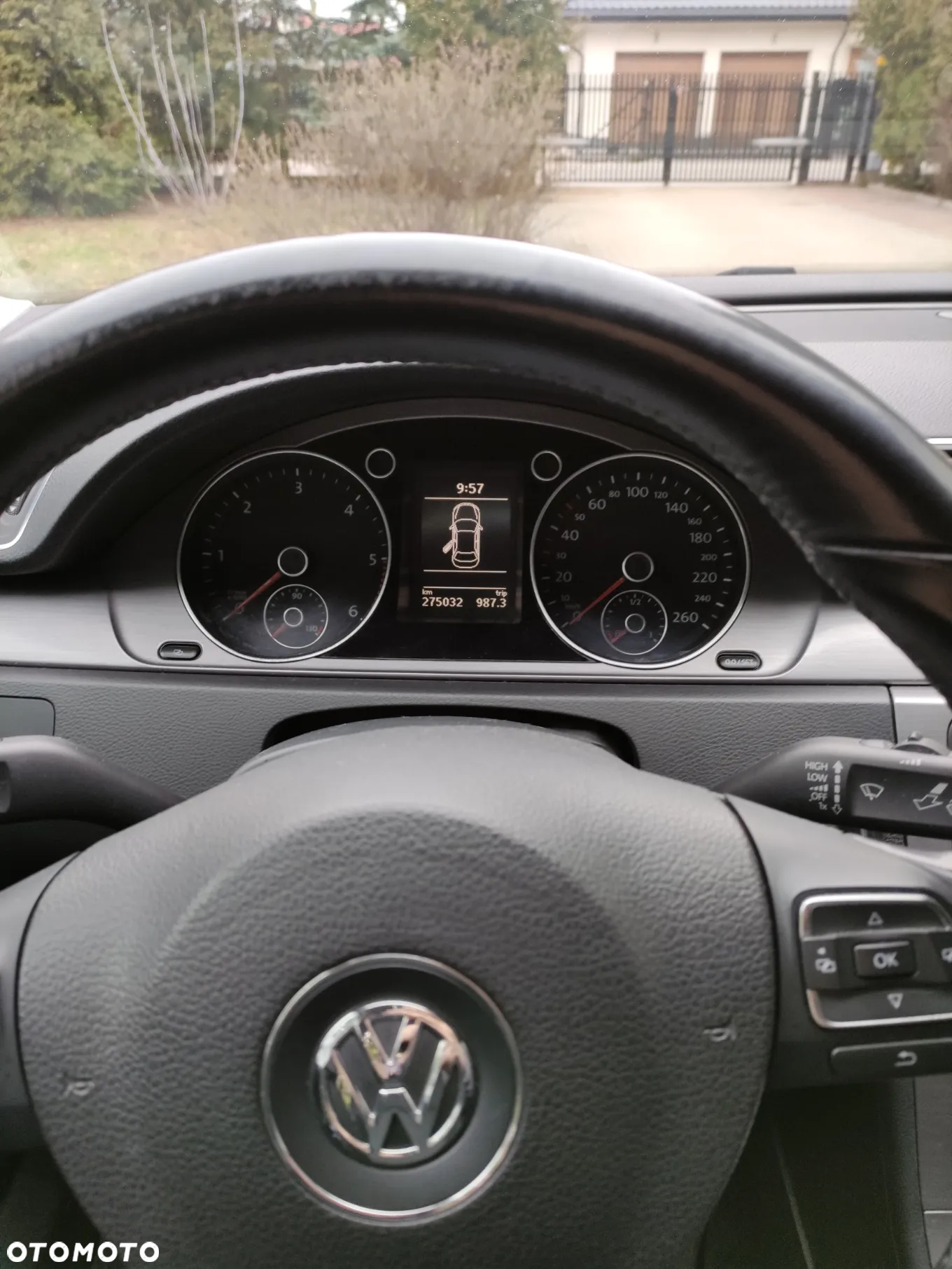 Volkswagen Passat 1.6 TDI DPF BlueMot Comfortline - 8
