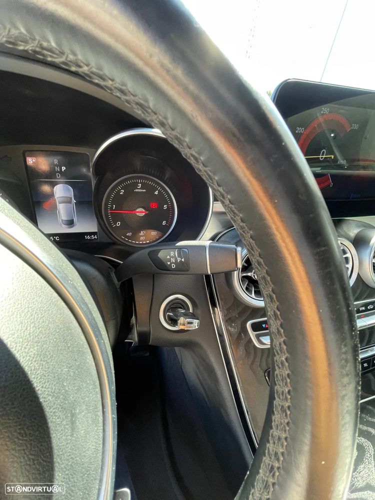 Mercedes-Benz C 220 - 35