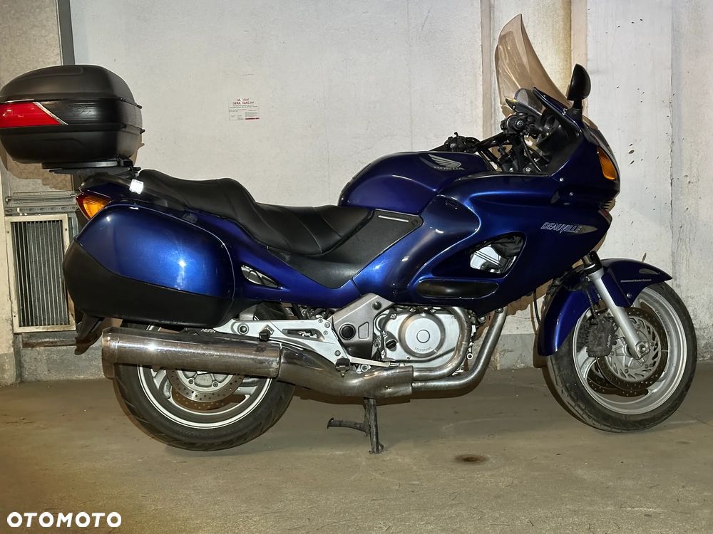 Honda NTV - 1