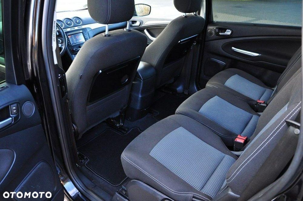 Ford S-Max 2.0 TDCi DPF Titanium X - 26