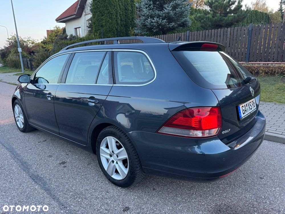 Volkswagen Golf - 4