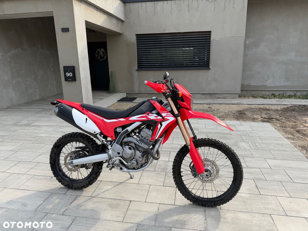 Honda CRF - 1