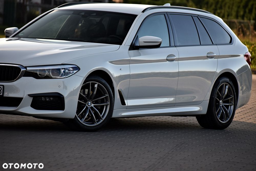 BMW Seria 5 520d M Sport Edition - 13