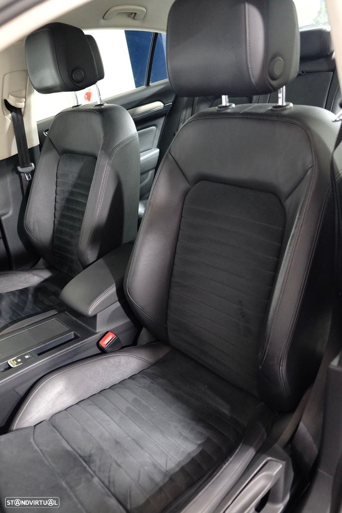 VW Passat 2.0 TDI Confortline - 12