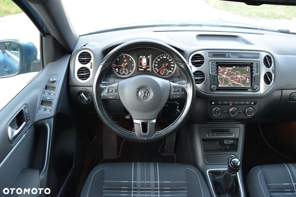Volkswagen Tiguan 2.0 TDI SCR BlueMotion Technology Lounge Sport & Style - 18