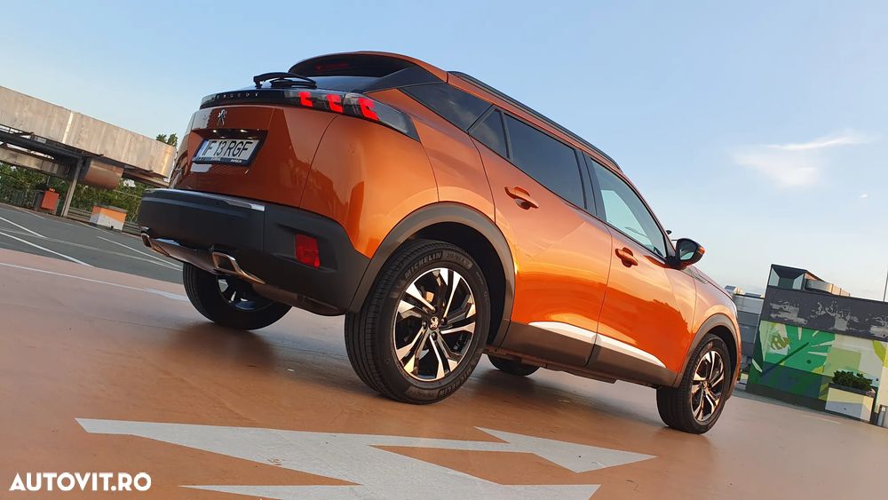 Peugeot 2008 1.2 PureTech EAT8 STT GT - 29