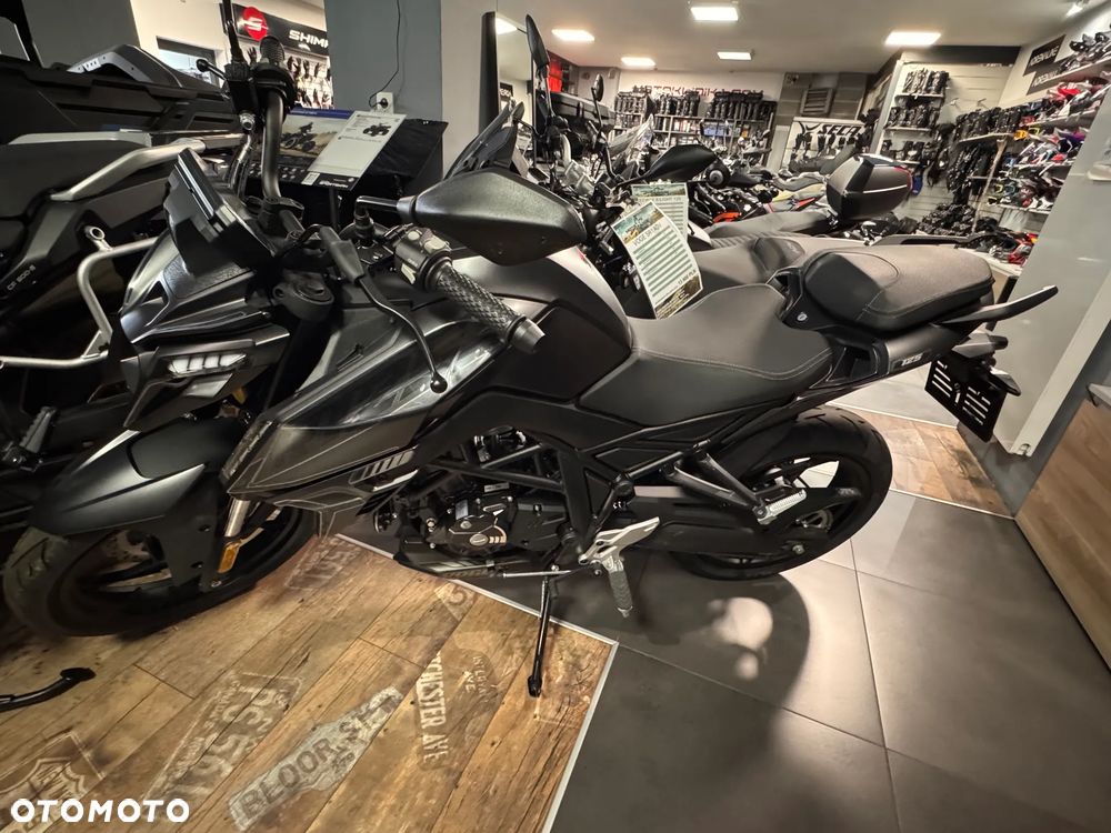 VOGE R125S - 3